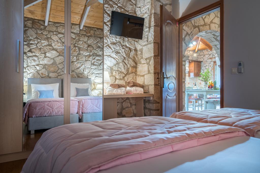 Villa Tramonto With Private Heated Pool, By Zantewize Volímai Extérieur photo